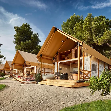 Arena One 99 Glamping-2